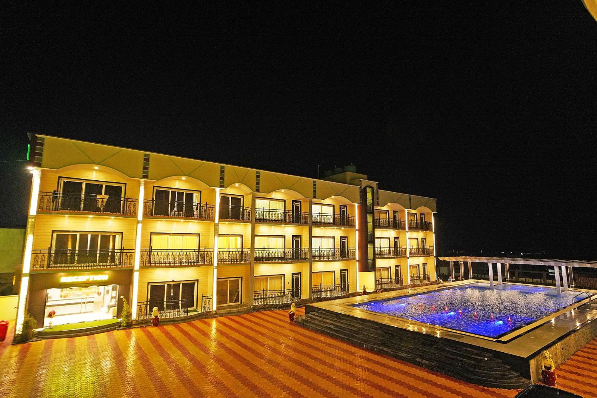 מנדרמוני India Beach Resort !! Front Sea View !! מראה חיצוני תמונה