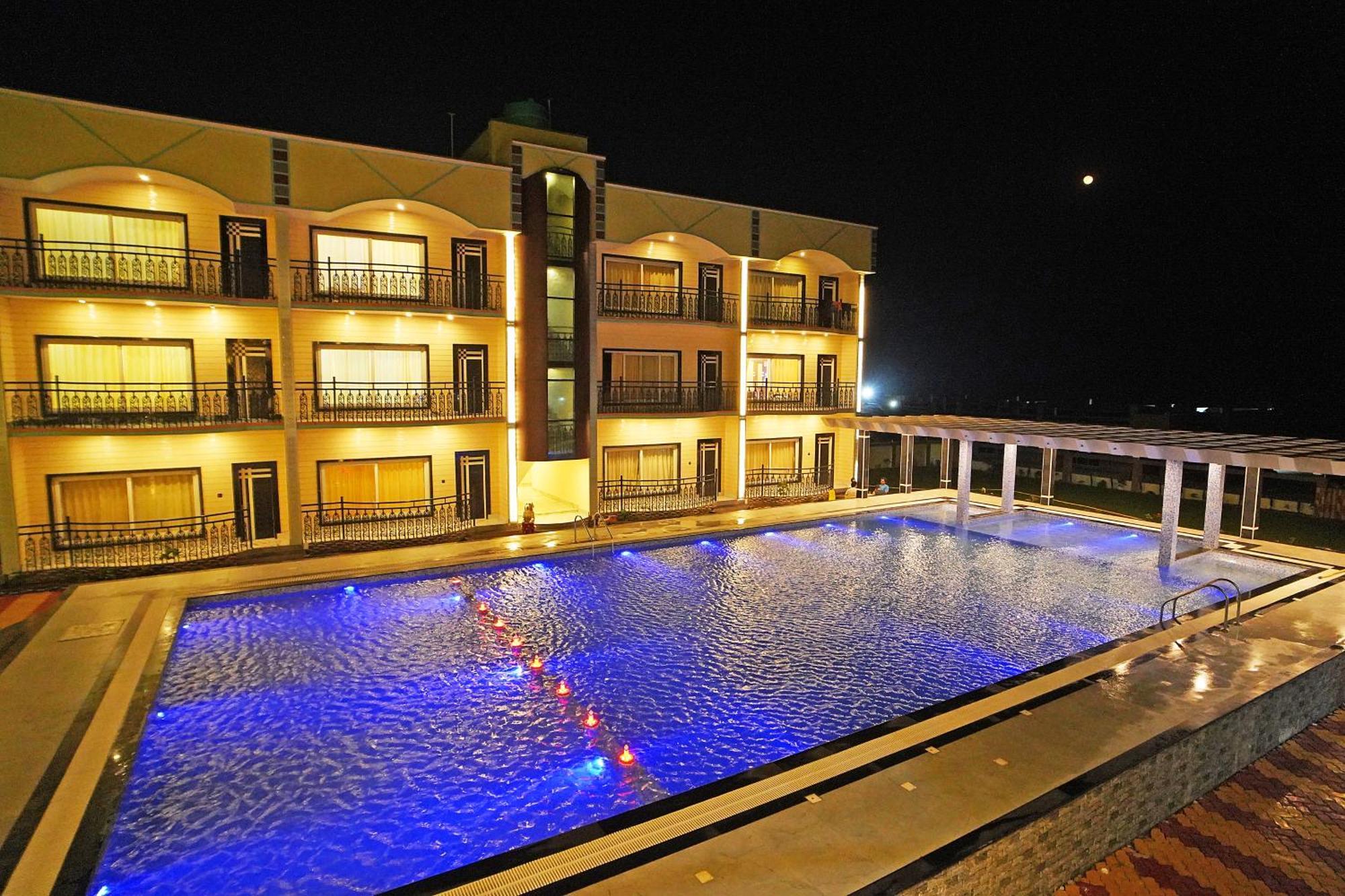 מנדרמוני India Beach Resort !! Front Sea View !! מראה חיצוני תמונה