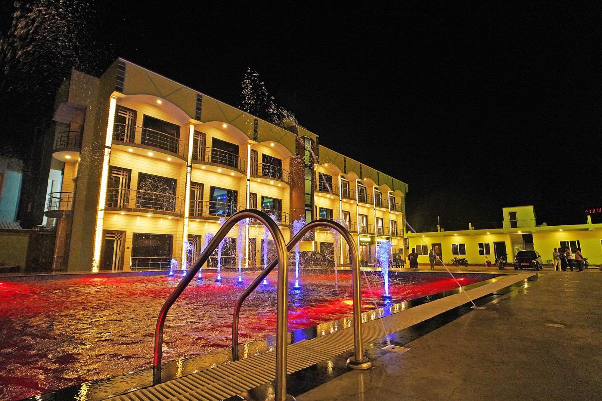 מנדרמוני India Beach Resort !! Front Sea View !! מראה חיצוני תמונה